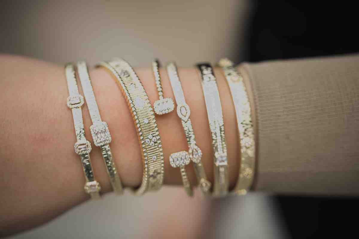 Imitation gold bangle